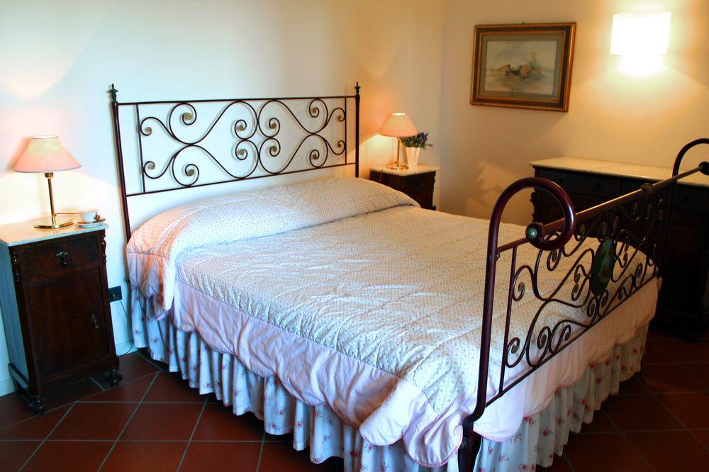 Villa Agostoli Сиена Экстерьер фото