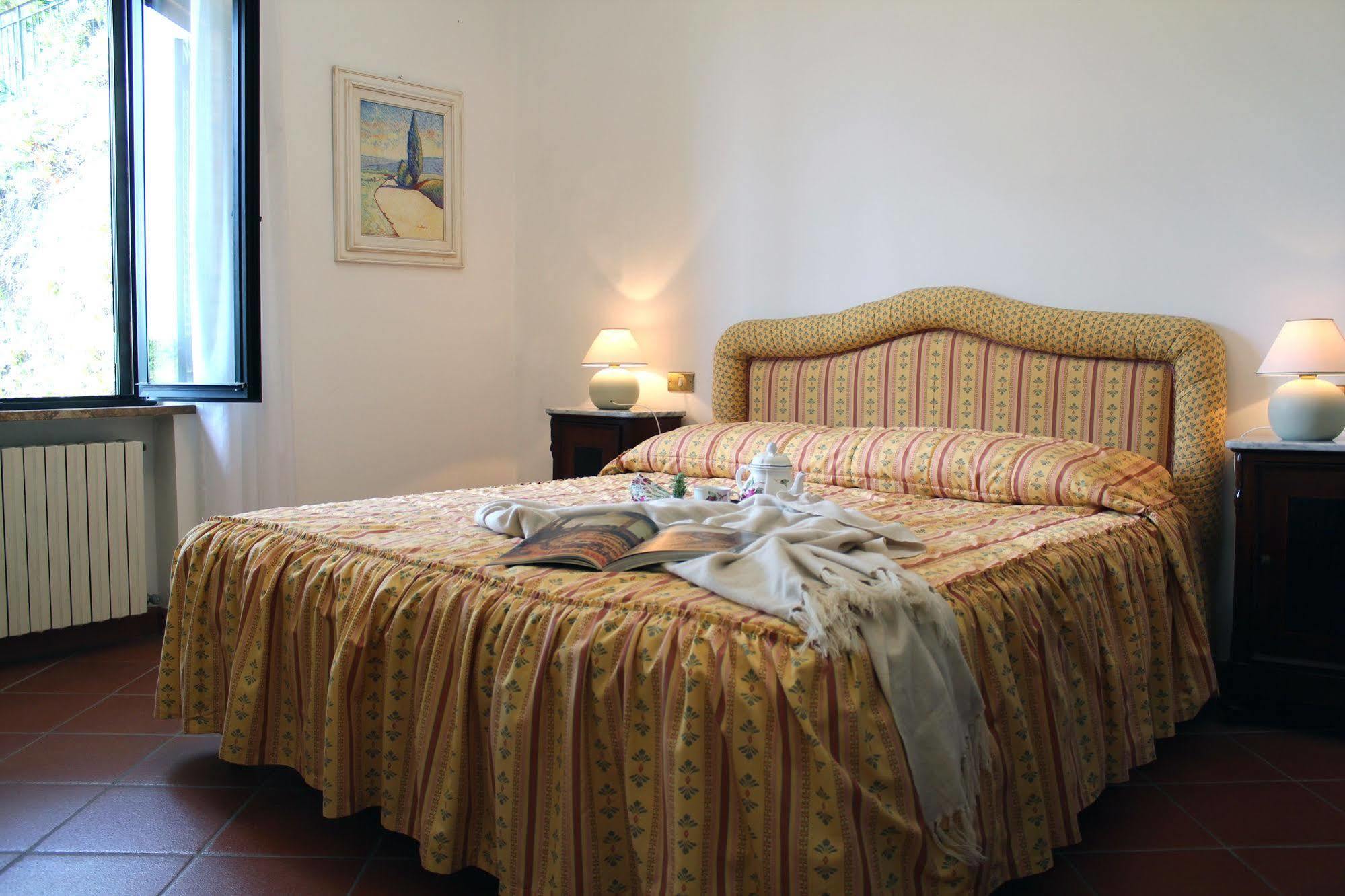 Villa Agostoli Сиена Экстерьер фото
